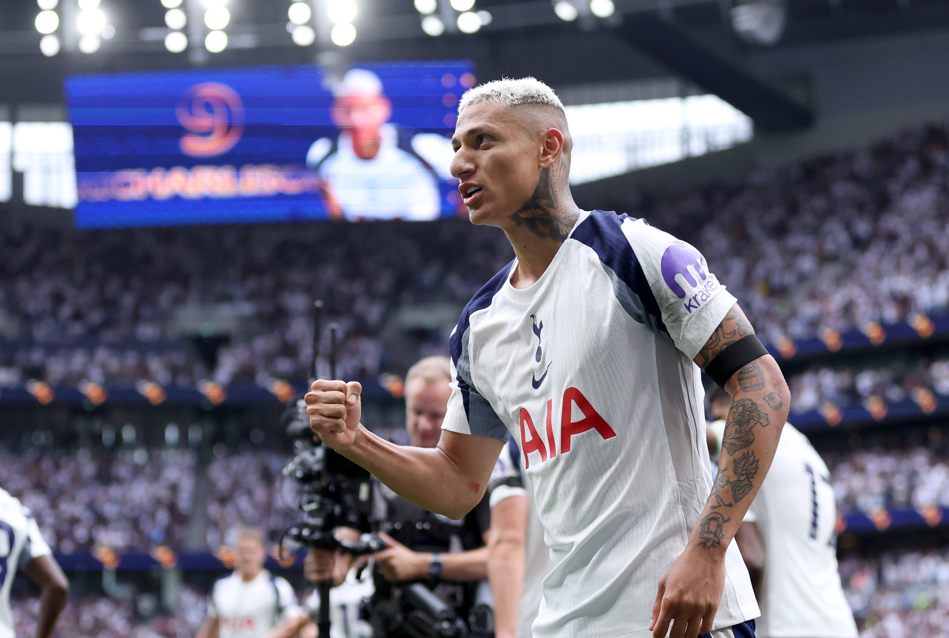 热刺备战对阵曼城的比赛：短兵相接谁能笑到最后的简单介绍