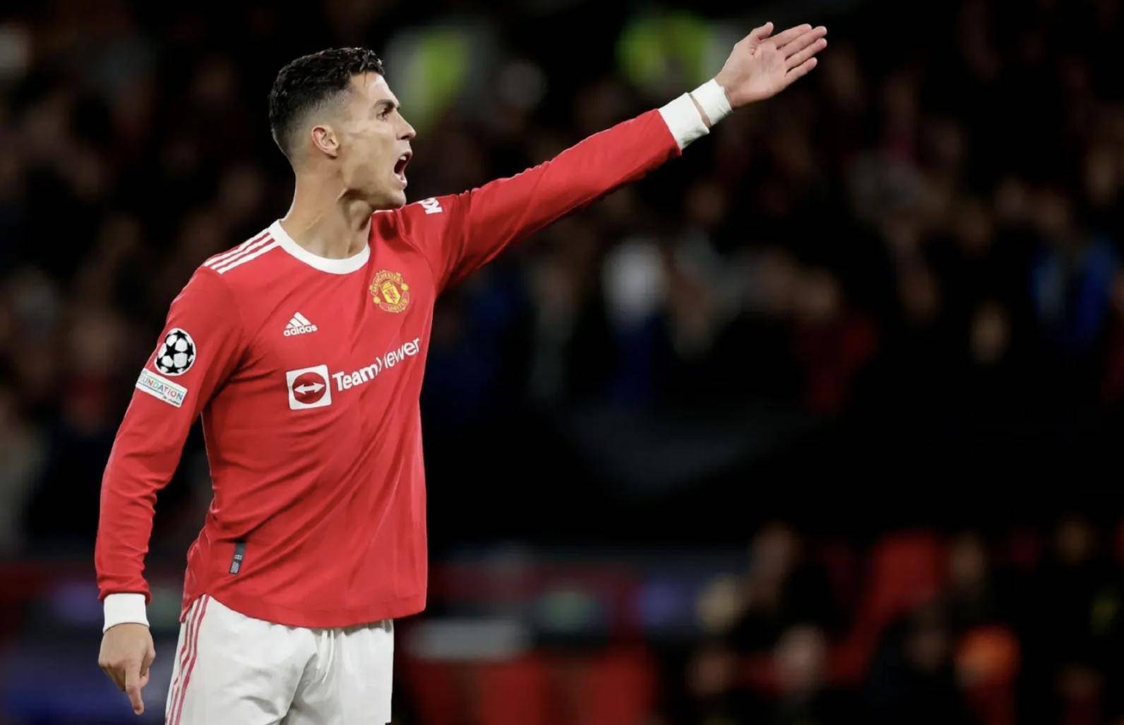 曼联完胜勒沃库森，C罗状态火热