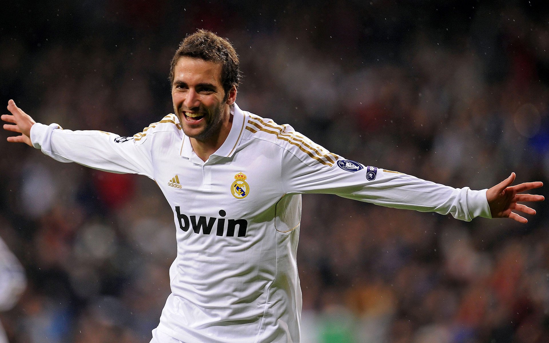 开云-跨越大陆的火焰，当北欧冰雪遇见沙漠热浪，迪马利亚点燃唯一之战