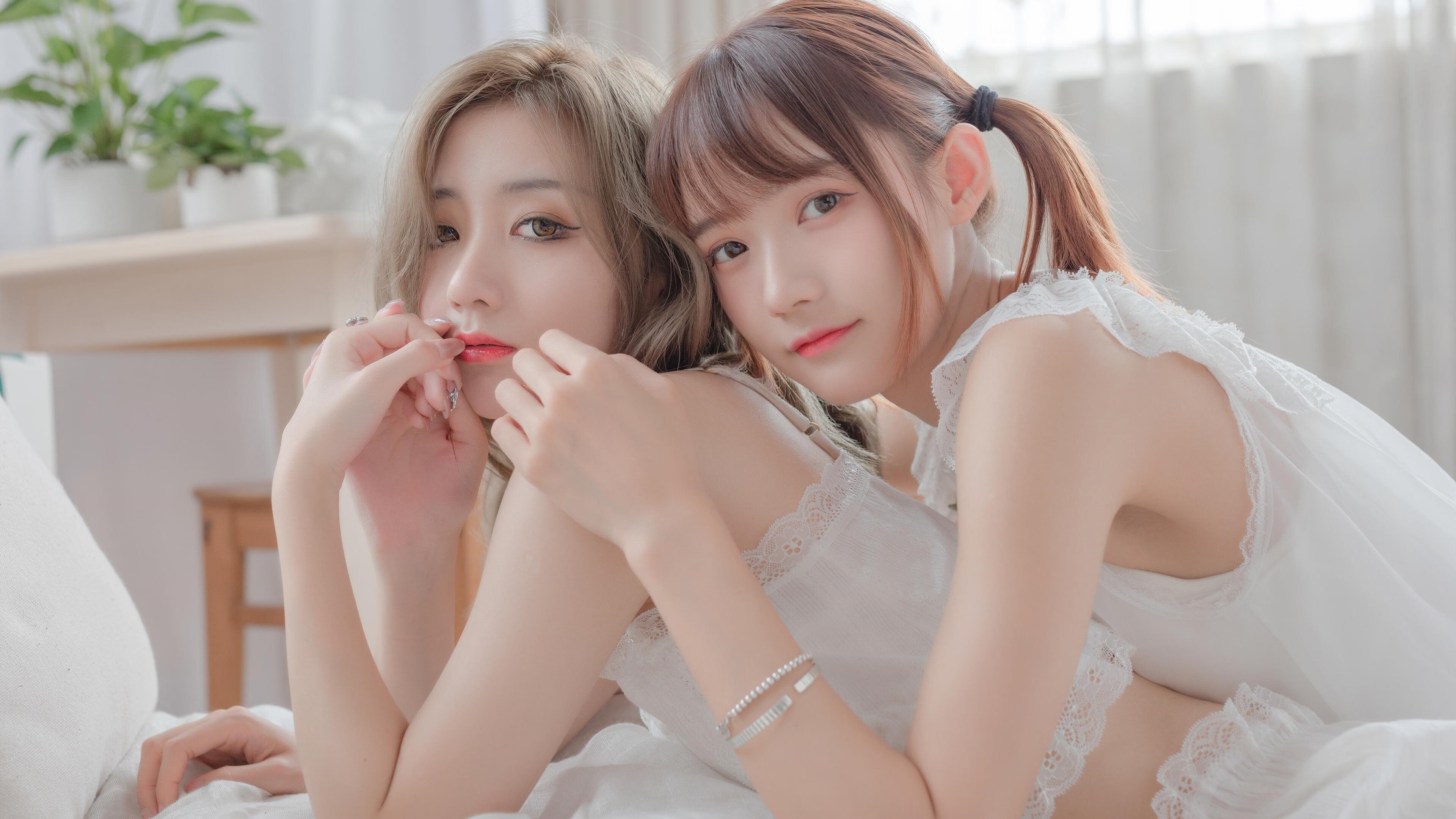 美加墨世界杯惊现接管者,克瓦拉茨赫利亚血拼西班牙皇家社会防线,格鲁吉亚新星闪耀全球