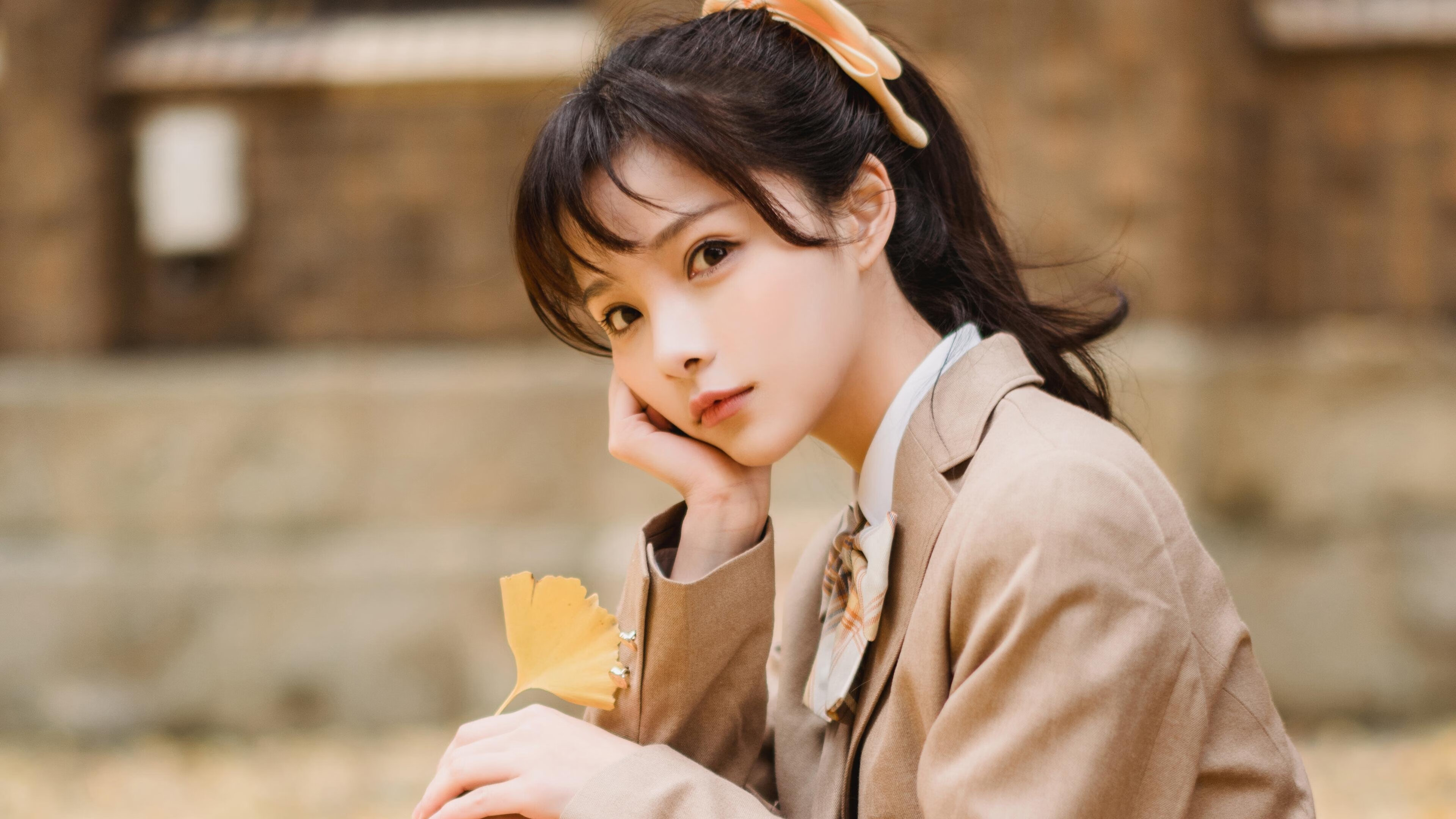 冷门与 brilliance 交织之夜,世界杯头名之争上演强强对话,芬兰完胜沙特,福登闪耀全场